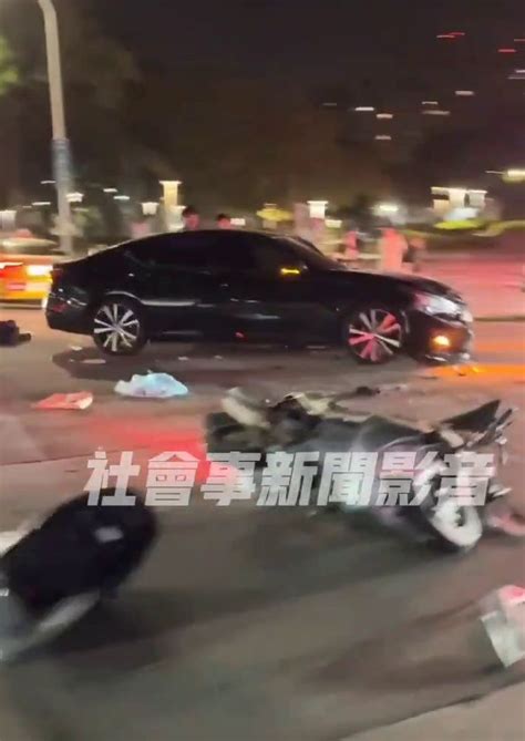 車禍去霉運|快訊/台中嚴重車禍「轎車頭半毀、機車整輛撞爛」 傷亡不明 